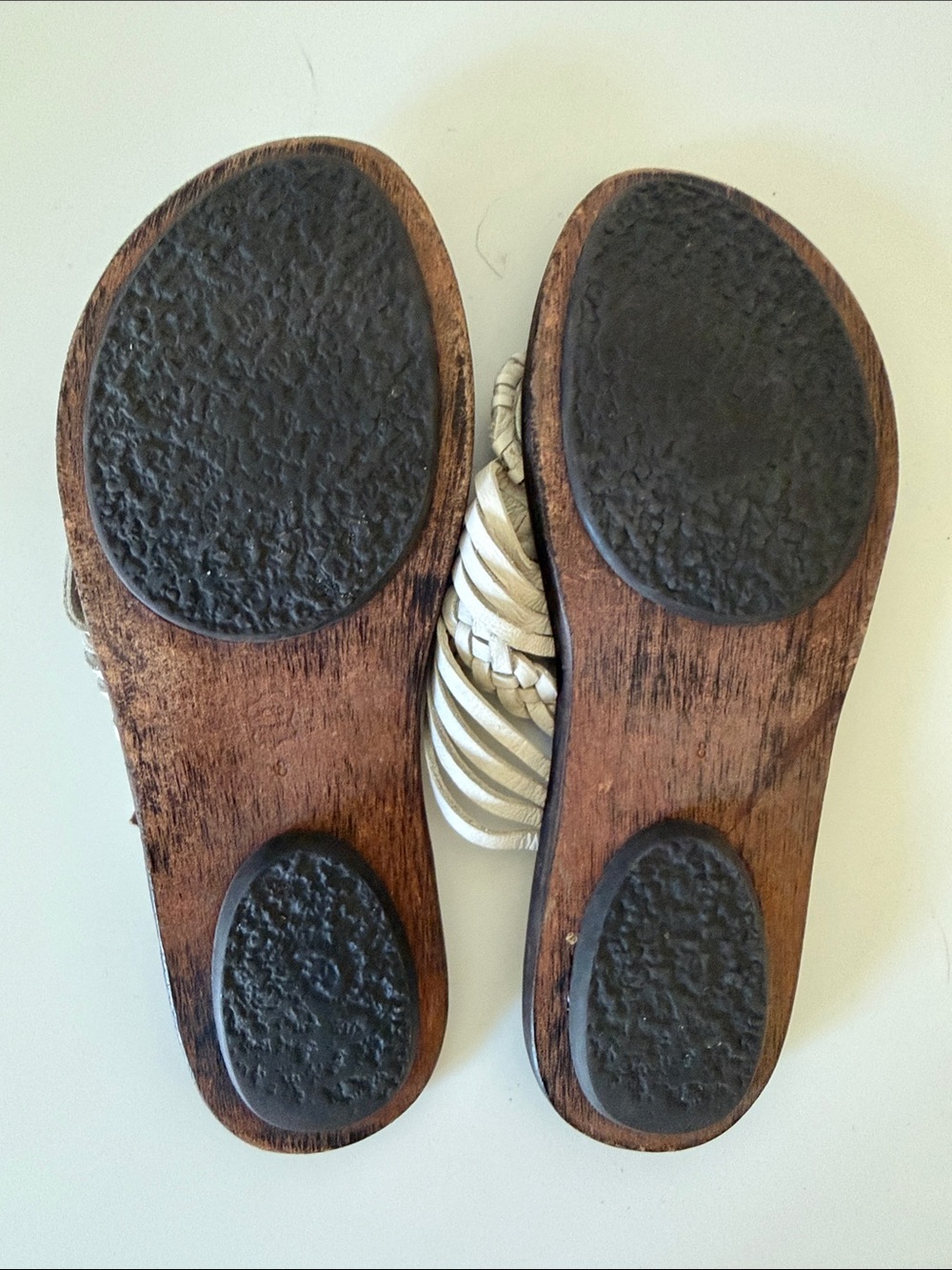 Sam Edelman Braided Leather Slide Sandals with Black Button Accent - Size 8 - Picture 3 of 3